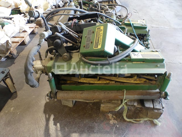John Deere Maaiarm – foto 2 – kavel bij Auctelia, Binche