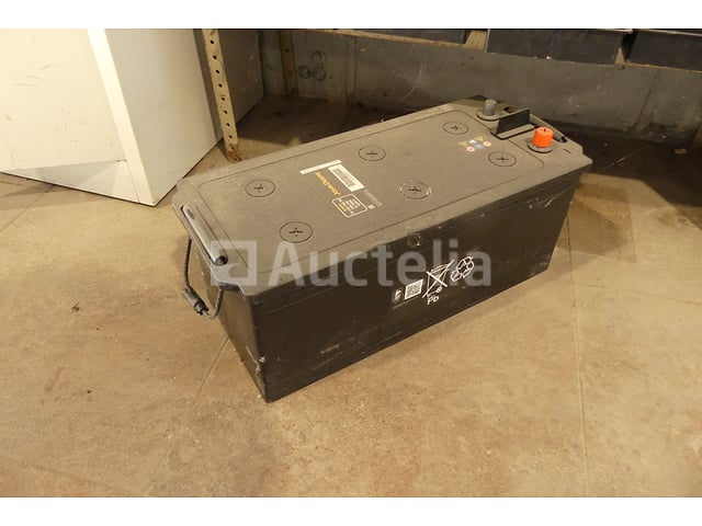 John Deere Sterkbox Batterij – foto 2 – kavel bij Auctelia, Binche