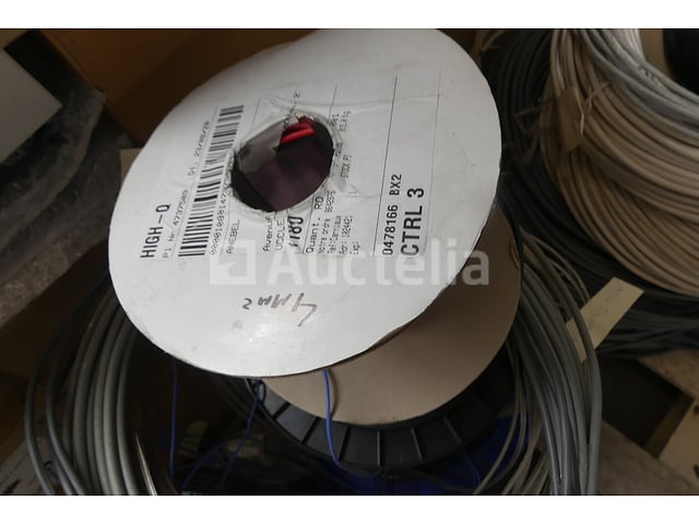 Kabels voor tv, speaker, internet – foto 3 – kavel bij Auctelia, Braine-l'Alleud