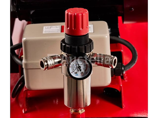 KD1413 500L 400V KRAFT&DELE Oliecompressor – foto 9 – kavel bij Auctelia, Aye