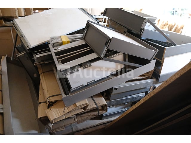 Keukengerei en Hardware Set – foto 6 – kavel bij Auctelia, Havelange