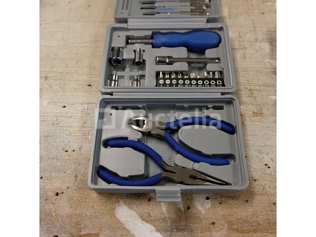Kleine set dopsleutels en gereedschap – foto 3 – kavel bij Auctelia, Sankt Vith