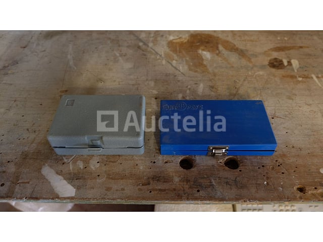 Kleine set dopsleutels en gereedschap – kavel bij Auctelia, Sankt Vith