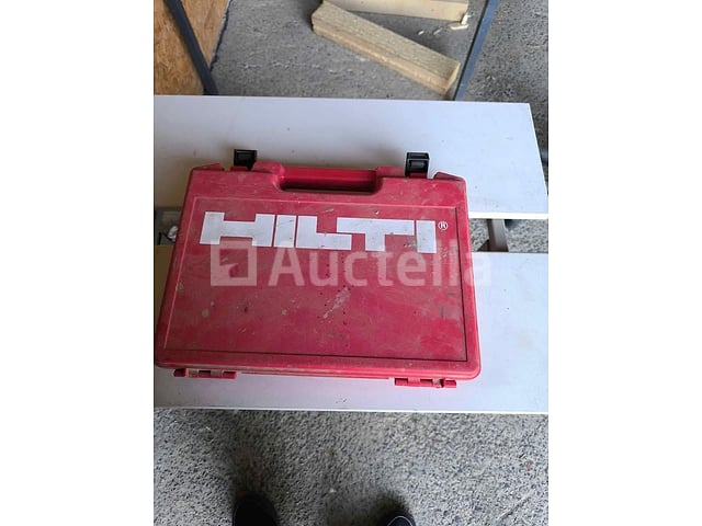 Koffer met verschillende onderdelen Hilti-bouten ankers diverse onderdelen zie foto – foto 5 – kavel bij Auctelia, Bastogne