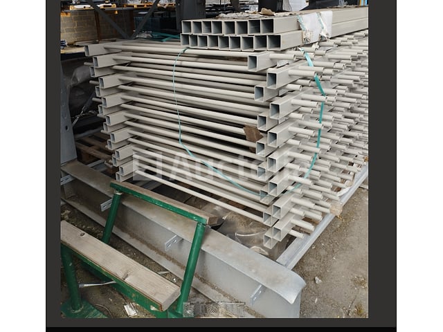 Kopal stuurkit met stakes 42M DE 1M50 RAL 7030 – foto 3 – kavel bij Auctelia, Aye