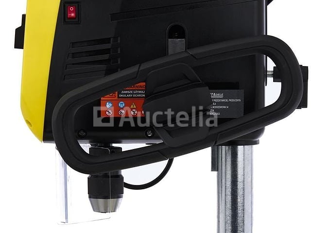 KRAFT&DELE Bankoefening – foto 3 – kavel bij Auctelia, Aye