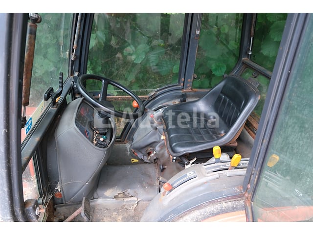 Kubota B2400D Mini Landbouwtractor (voor onderdelen)(VIN:B2400D60510) – foto 9 – kavel bij Auctelia, Ottignies-Louvain-la-Neuve