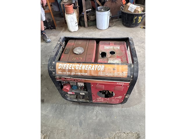 L.D. Motor 5000 Diesel Generator Set – foto 3 – kavel bij Auctelia, Gembloux