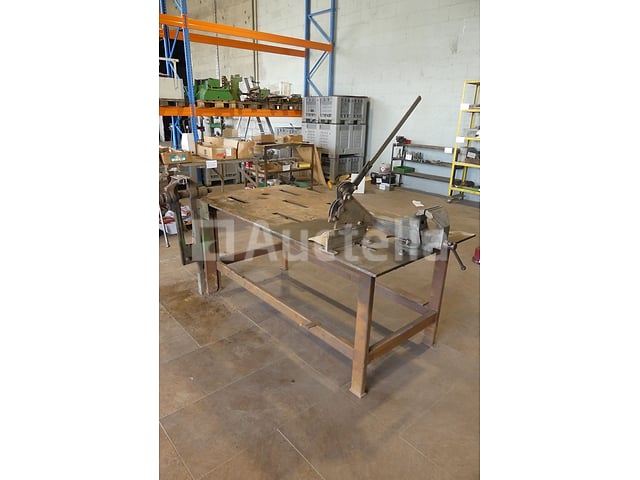 Lastafel – foto 3 – kavel bij Auctelia, Binche