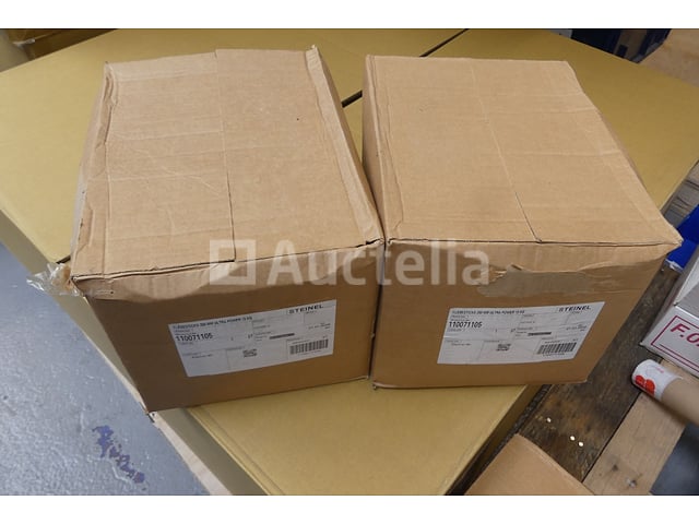 Lijmstiftjes – foto 2 – kavel bij Auctelia, Braine-l'Alleud