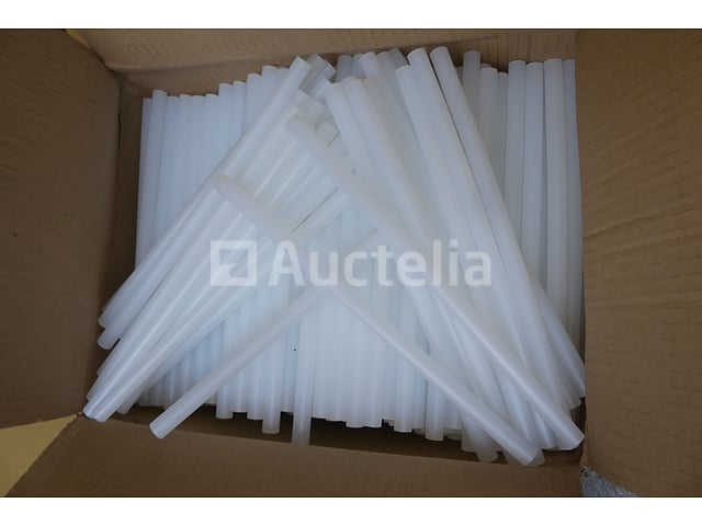 Lijmstiftjes – foto 4 – kavel bij Auctelia, Braine-l'Alleud