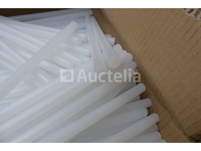 Lijmstiftjes – foto 5 – kavel bij Auctelia, Braine-l'Alleud