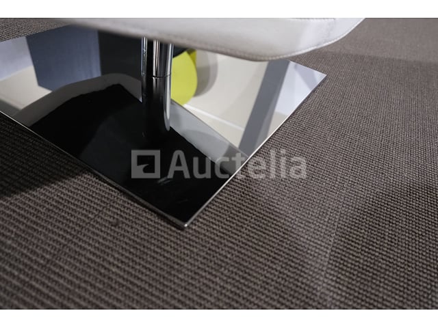 Loungestoel – foto 4 – kavel bij Auctelia, Mont-de-l'Enclus