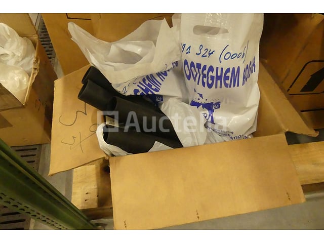 Luchtfilterset en diverse accessoires – foto 7 – kavel bij Auctelia, Charleroi