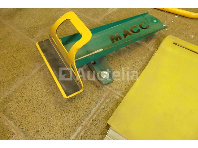 Macc-accessoires – foto 5 – kavel bij Auctelia, Rhode-Saint-Genèse