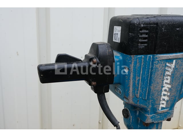 Makita HM1810 Elektrische Pneumatische Hamer – foto 3 – kavel bij Auctelia, Tintigny