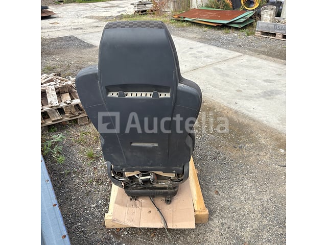 MAN bestuurdersstoel – foto 7 – kavel bij Auctelia, Gembloux