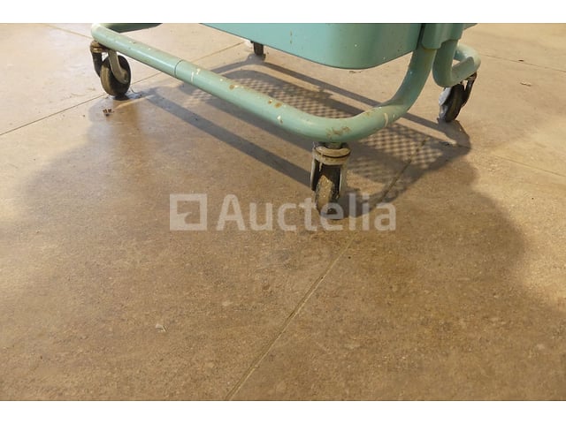 Metalen trolley – foto 3 – kavel bij Auctelia, Binche