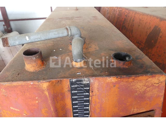Motorolietank – foto 5 – kavel bij Auctelia, Fauvillers