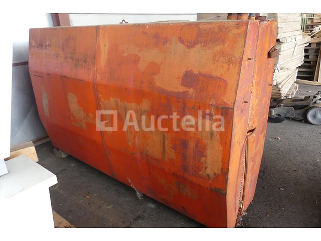 Motorolietank – foto 2 – kavel bij Auctelia, Fauvillers