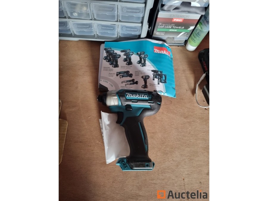 Td110dz deals impact driver