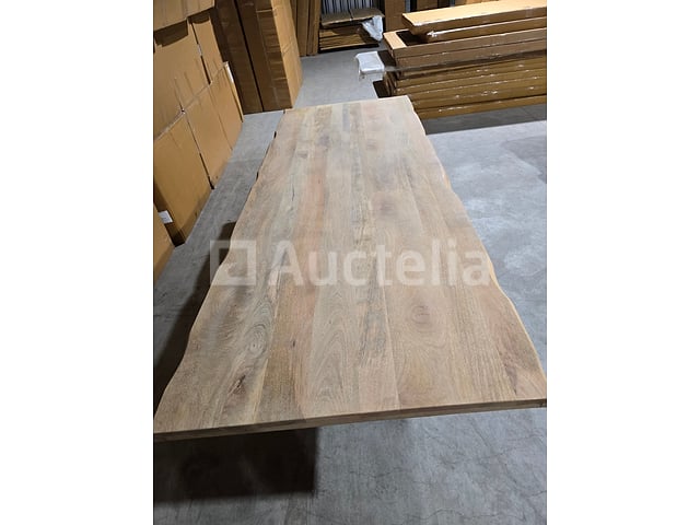 Nieuwe eettafel 300 cm onregelmatige randen in mangohout – foto 3 – kavel bij Auctelia, Meix-devant-Virton