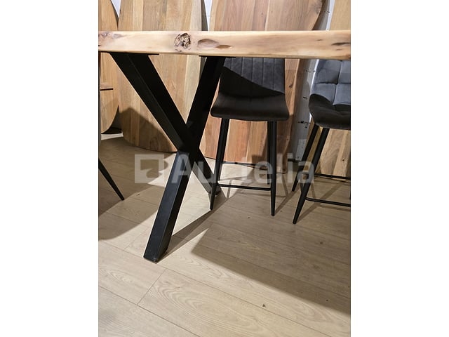 Nieuwe hoge tafel acacia 140 cm voet x – foto 2 – kavel bij Auctelia, Meix-devant-Virton