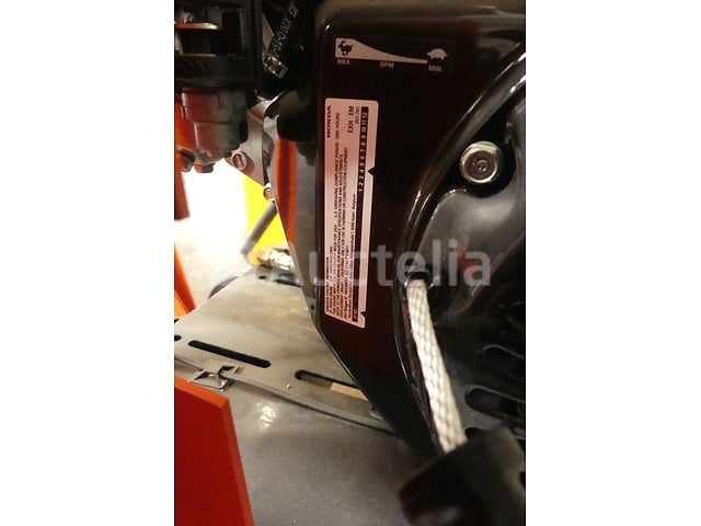 Nieuwe Norton Clipper CS451 benzinevloerzaag – foto 6 – kavel bij Auctelia, Tintigny