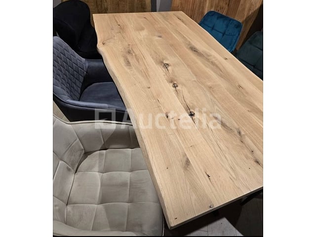 Nieuwe tafel, massief hout eikenhout en zwarte epoxy, 160x100x3,8 cm, hoogte 77 cm – kavel bij Auctelia, Meix-devant-Virton