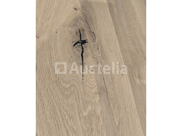 Nieuwe tafel, massief hout eikenhout en zwarte epoxy, 160x100x3,8 cm, hoogte 77 cm – foto 3 – kavel bij Auctelia, Meix-devant-Virton