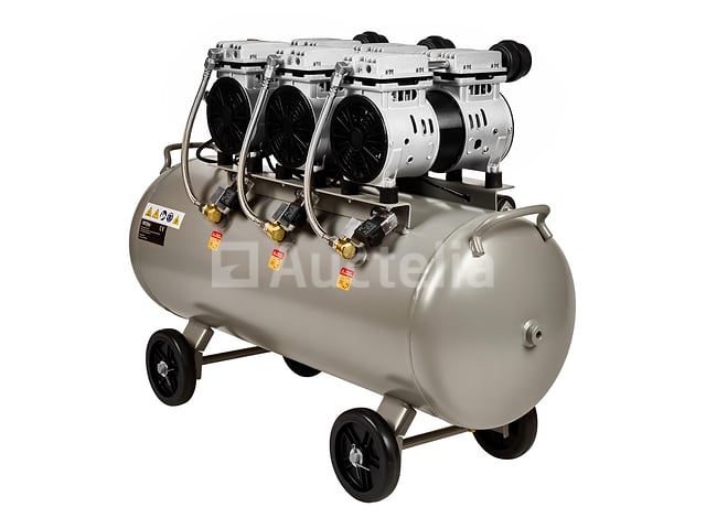 Olievrije compressor 100L 3x1500W – foto 4 – kavel bij Auctelia, Aye