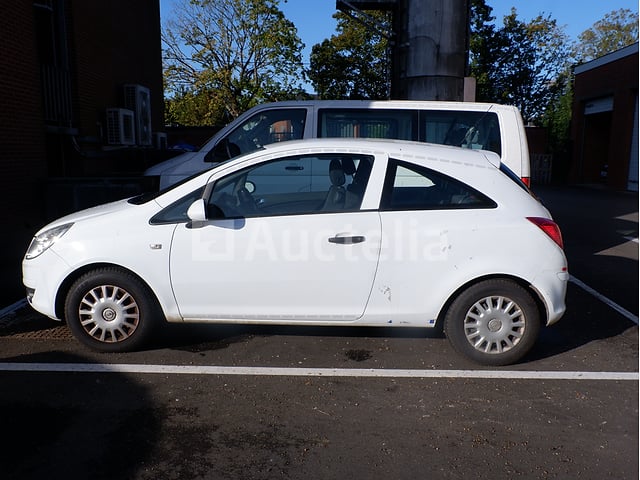 Opel Corsa Car – kavel bij Auctelia, Soignies