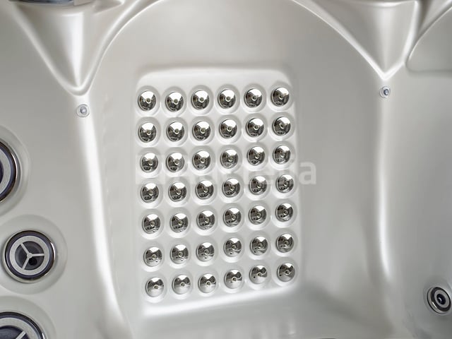Outdoor Spa 5-persoons 220x220 cm - Wit bad / antraciete zijkant - Incl. Bluetooth – foto 8 – kavel bij Auctelia, Tholen