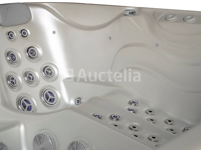 Outdoor Spa 5-persoons 220x220 cm - Wit bad / antraciete zijkant - Incl. Bluetooth – foto 5 – kavel bij Auctelia, Tholen