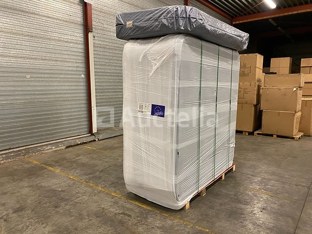 Outdoor Spa 5-persoons 230x230 cm - Sneeuwwit bad / grijze zijkant - Incl. Bluetooth – foto 8 – kavel bij Auctelia, Tholen