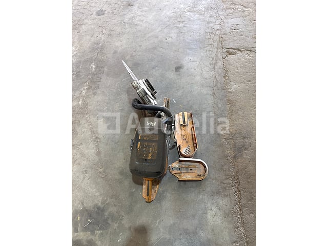 Partner K950 Draagbare Thermische Vloerzaag – foto 5 – kavel bij Auctelia, Gembloux