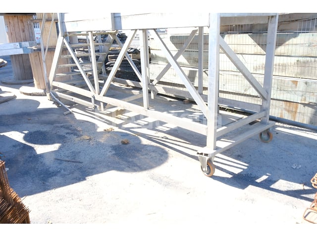 Petry aluminium trapgang – foto 2 – kavel bij Auctelia, Paliseul