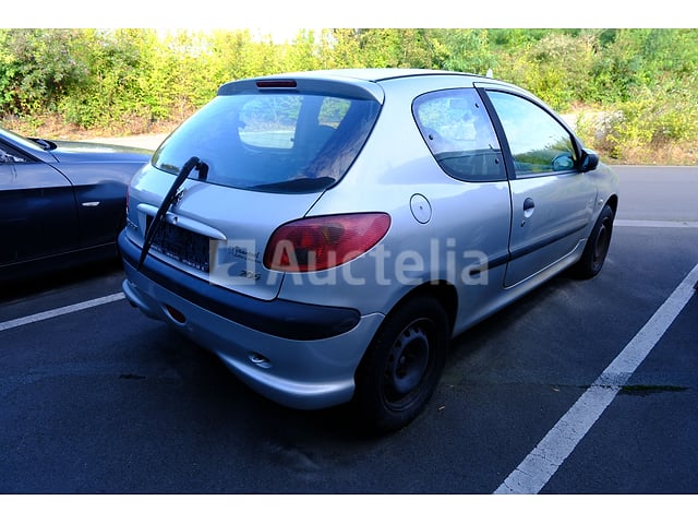 Peugeot 208 auto – foto 5 – kavel bij Auctelia, Namur