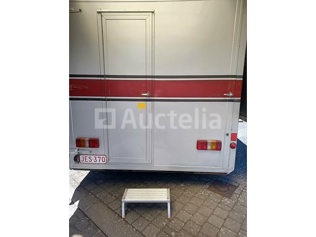 Peugeot - J9 getransformeerd – foto 6 – kavel bij Auctelia, Frameries