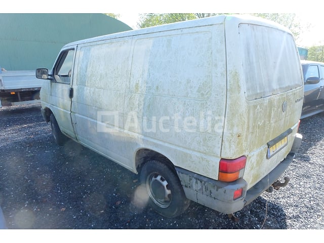 Pick-up truck (voor onderdelen) Volkswagen Transporter (2013-254,723 km)(VIN:SJNFCAF15U6404058) – foto 6 – kavel bij Auctelia, Fauvillers