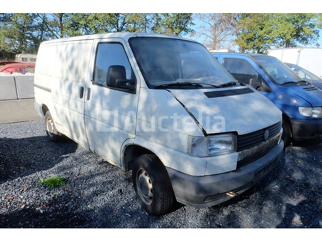 Pick-up truck (voor onderdelen) Volkswagen Transporter (2013-254,723 km)(VIN:SJNFCAF15U6404058) – foto 2 – kavel bij Auctelia, Fauvillers