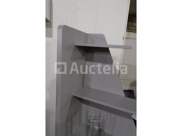 Plank met inhoud – foto 2 – kavel bij Auctelia, Mont-de-l'Enclus