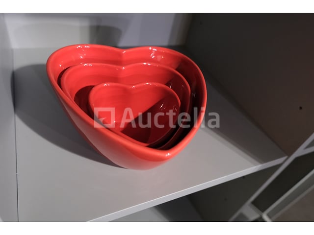 Planken met inhoud – foto 5 – kavel bij Auctelia, Mont-de-l'Enclus