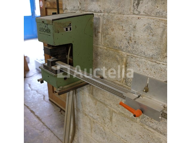 Pneumatische ponsmachine LESCHER – foto 2 – kavel bij Auctelia, Sankt Vith
