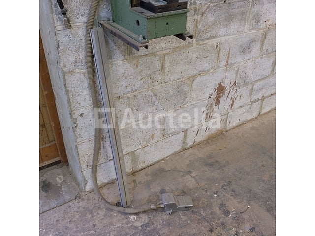 Pneumatische ponsmachine LESCHER – foto 3 – kavel bij Auctelia, Sankt Vith
