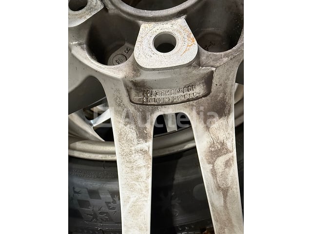 Porsche panamera fase 1 wielen – foto 5 – kavel bij Auctelia, Court-Saint-Étienne