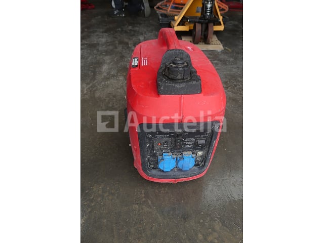 Power Plus POW482 Draagbare Generatorset – foto 3 – kavel bij Auctelia, Tintigny