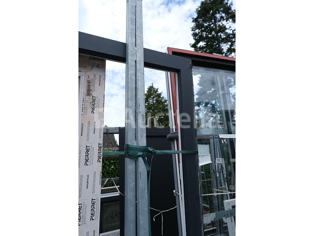 PVC-frame – foto 2 – kavel bij Auctelia, Paliseul