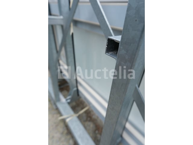 PVC-frame (1 raam met open mond) – foto 5 – kavel bij Auctelia, Paliseul