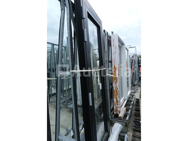 PVC-frame + Deur – foto 2 – kavel bij Auctelia, Paliseul